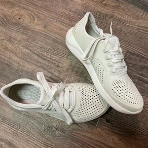 Crocs LiteRide Pacers tennis shoes